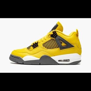 Air Jordan 4 Retro, Yellow. Size 8.5. Like new